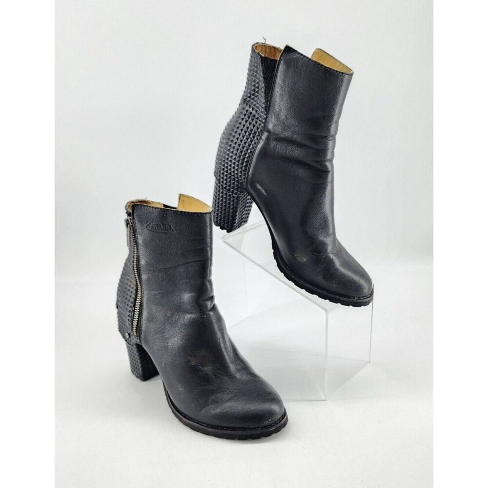 Von‎ Dutch Women's Fiona Bootie Boot Heels Ankle Zip Black Leather Studded Sz 7M